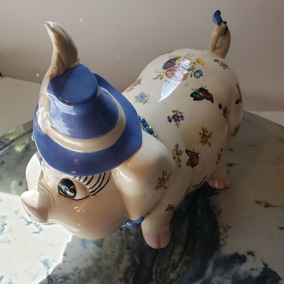 Vintage Big Pig w/Feathered Hat, Collar & Butterflies - Picture 8 of 14